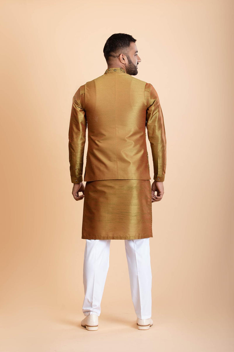Ochre Collared Bundi with embroidery